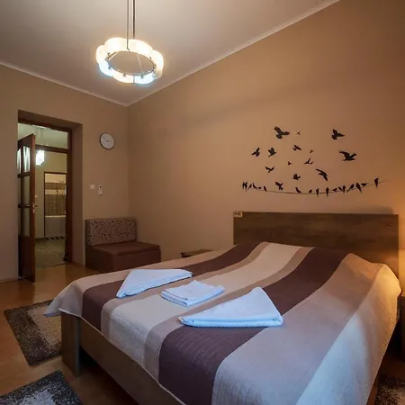 Rigo Lak ミシュコルツ