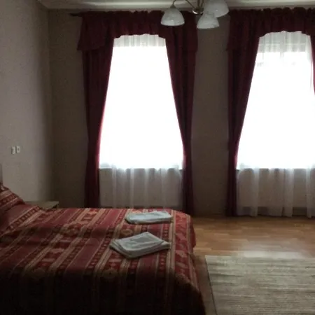 Rigó Lak Apartman *